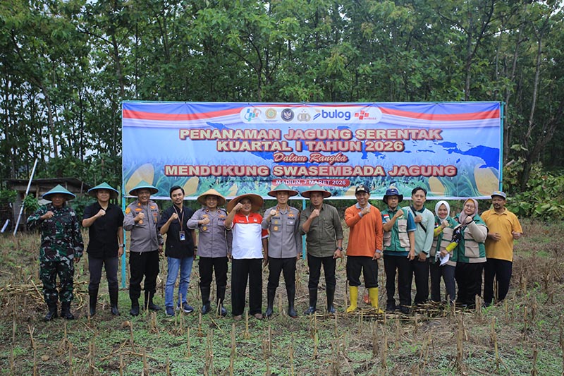 Dukung Ketahanan Pangan Nasional, Polres Madiun Gelar Tanam Raya Jagung Serentak Kuartal I di Geger